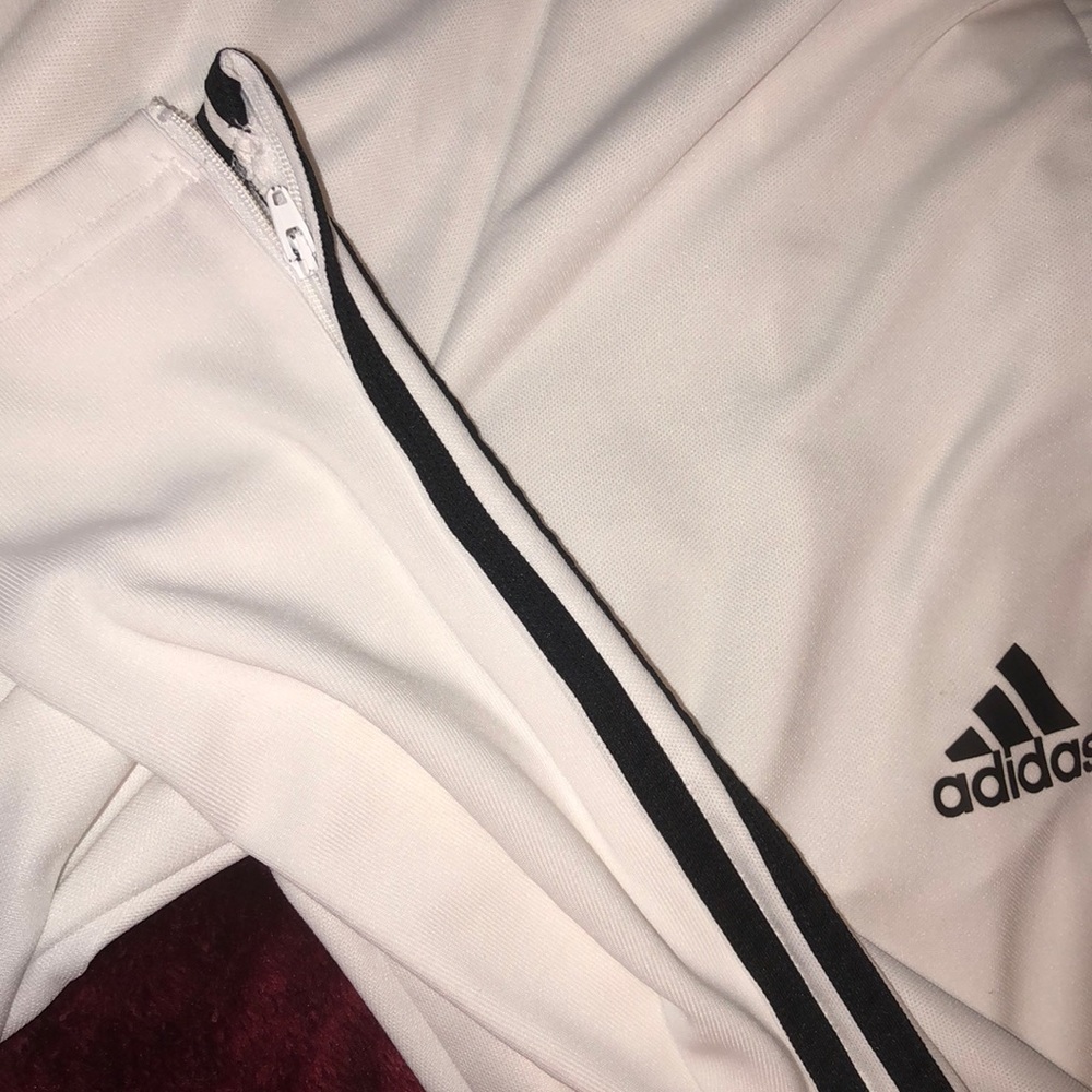 Adidas sweats worn once - Picture 2 of 3